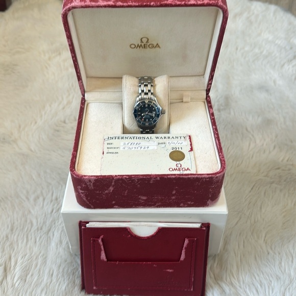 AUTHENTIC SEAMASTER OMEGA WATCH